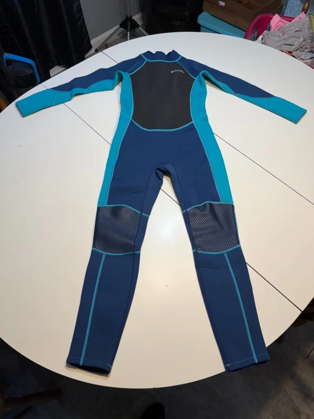 Mountain Warehouse Kids 11-12 Full Neoprene Wetsuit in navy and aqua